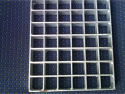 導(dǎo)致格柵板損壞的因素